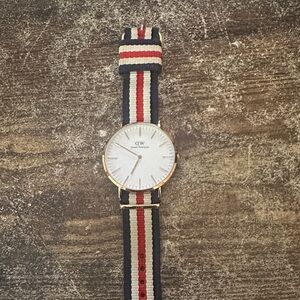 Daniel Wellington Rose Gold Case Watch with White Dial and Navy-Red-White Strap